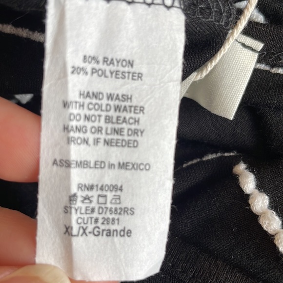 NWT Jessica Simpson Dress. XL - Picture 7 of 7